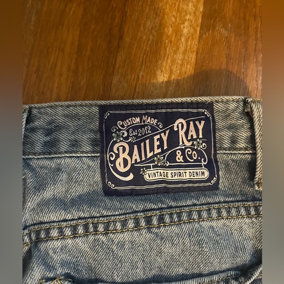 Bailey Rae Mom jeans - Picture 4 of 6